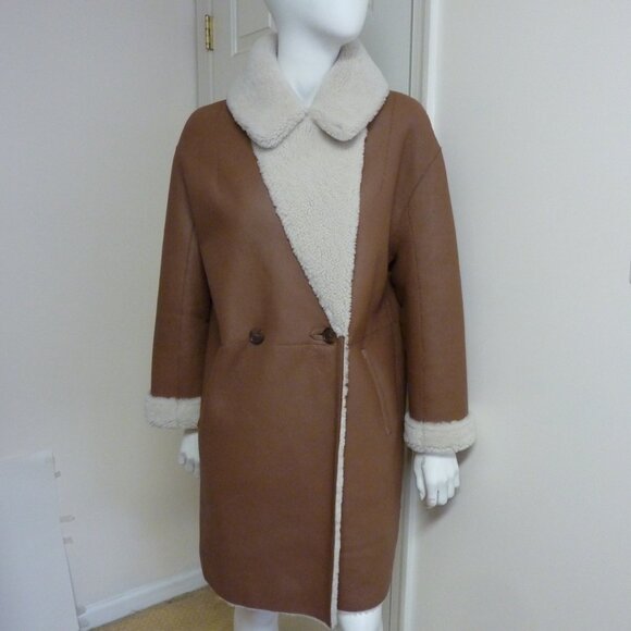 HiSO Gyro Reversible Genuine Shearling & Leather Coat - Picture 8 of 16